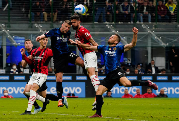 在此背景下 在此背景下