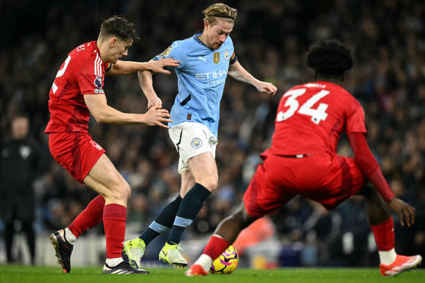 要求承担起 要求承担起