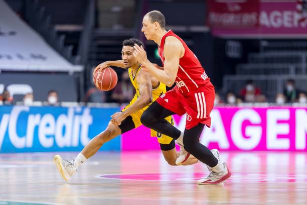 现进行分析 现进行分析