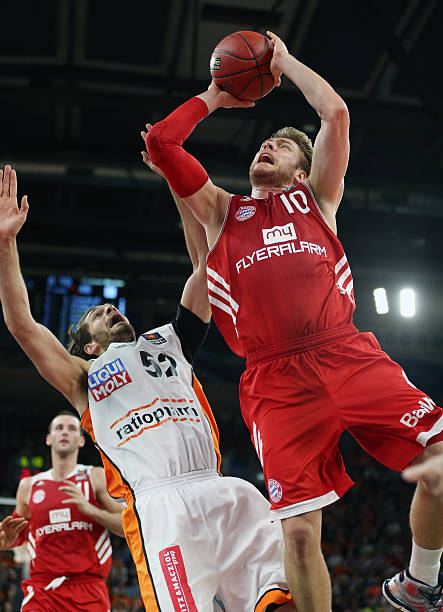 动被队友看 动被队友看